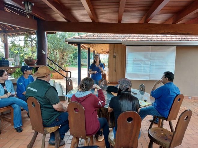 Alunos do curso técnico em Zootecnia do Sindicato Rural de Maracaju visitam propriedades rurais da região