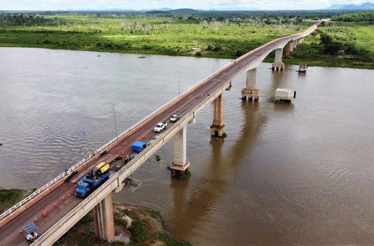 reparos-ponte-sobre-o-Rio-Paraguai-Foto-Saul-Schramm-28-730x480 (1)